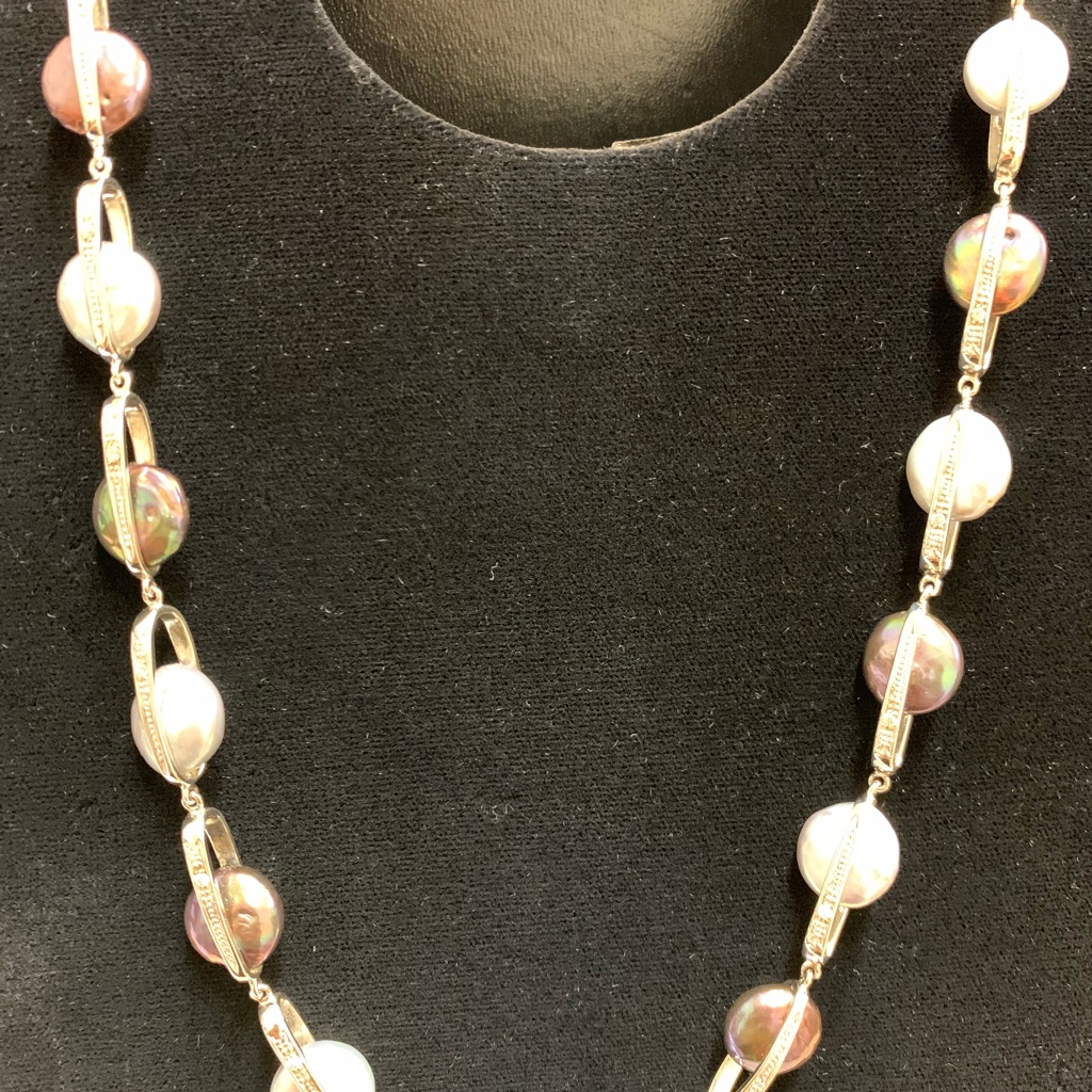 *Silver White&Gray Shell Necklace Mother Of Pearl*